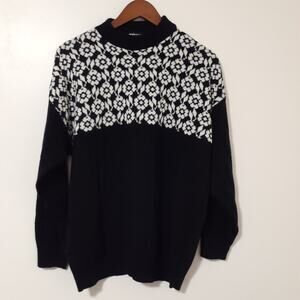 Vintage American Pride Sweater Women's Black White Floral Acrylic Size 18W